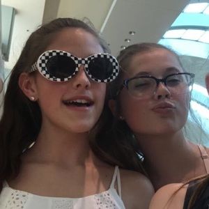 Meet your Posher, Juliah